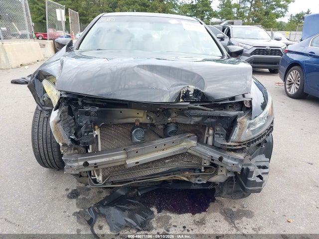 46071196 :رقم المزاد ، 1HGCS2B83AA002084 vin ، 2010 Honda Accord 3.5 Ex-l مزاد بيع