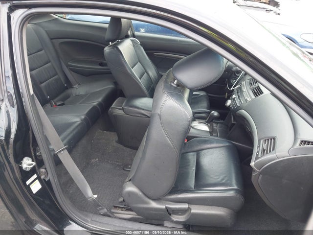 46071196 :رقم المزاد ، 1HGCS2B83AA002084 vin ، 2010 Honda Accord 3.5 Ex-l مزاد بيع