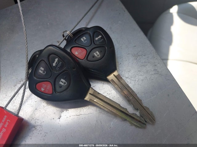 46071279 :رقم المزاد ، 4T4BE46KX9R092235 vin ، 2009 Toyota Camry Le مزاد بيع