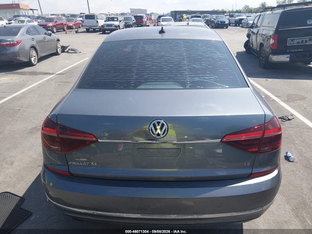 Volkswagen Passat 2.0t Se 2018 1VWBA7A33JC042263 Image 17