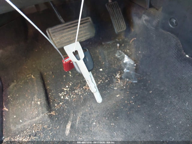 46071310 :رقم المزاد ، JHLRD78804C021680 vin ، 2004 Honda Cr-v Ex مزاد بيع