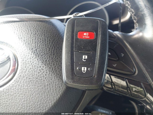 Продажа на аукционе авто 2019 Toyota C-hr Limited, vin: JTNKHMBX2K1016180, номер лота: 46071317