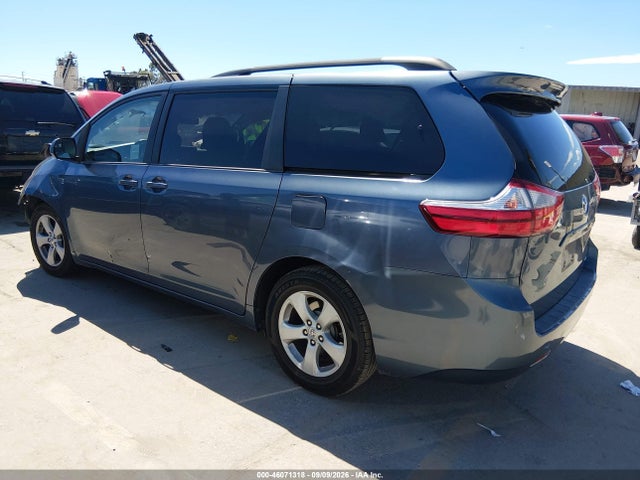 Aukcja sprzedaży 2015 Toyota Sienna Le 8 Passenger, vin: 5TDKK3DC4FS546704, numer aukcji: 46071318