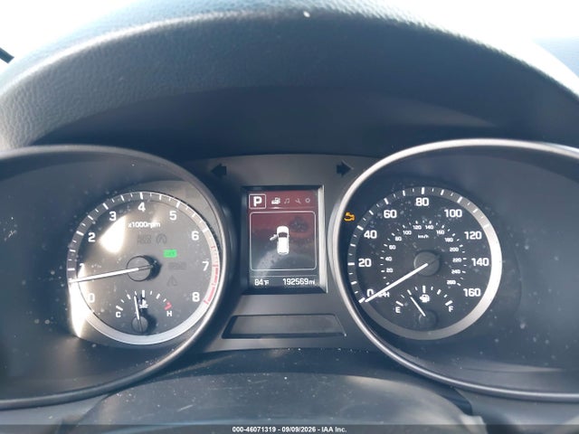 Продаж на аукціоні авто 2017 Hyundai Santa Fe Sport 2.4l, vin: 5XYZT3LB0HG411529, номер лоту: 46071319
