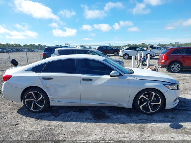Aukcja sprzedaży 2018 Honda Accord Sport, vin: 1HGCV1F35JA211715, numer aukcji: 46071329