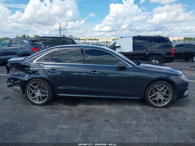 2021 Audi A4 Premium 40 Tfsi Quattro S Tronic მანქანა იყიდება აუქციონზე, vin: WAUABAF49MA065179, აუქციონის ნომერი: 46071371