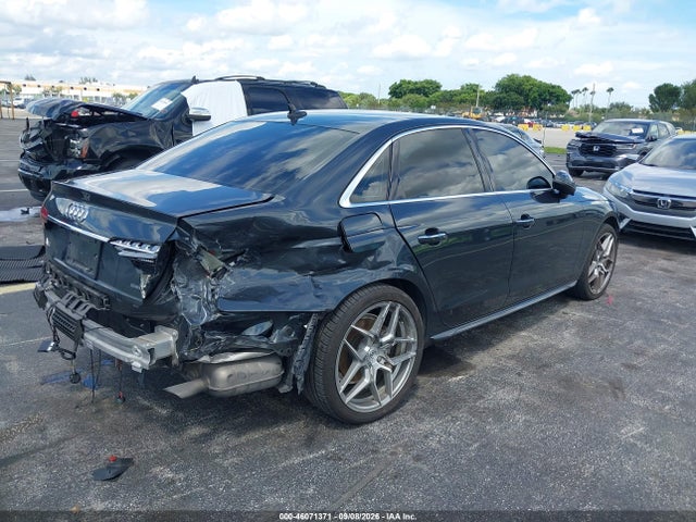 2021 Audi A4 Premium 40 Tfsi Quattro S Tronic მანქანა იყიდება აუქციონზე, vin: WAUABAF49MA065179, აუქციონის ნომერი: 46071371