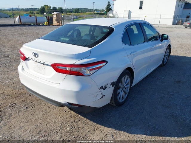 Продажа на аукционе авто 2018 Toyota Camry Le, vin: 4T1B11HK1JU050316, номер лота: 46071409