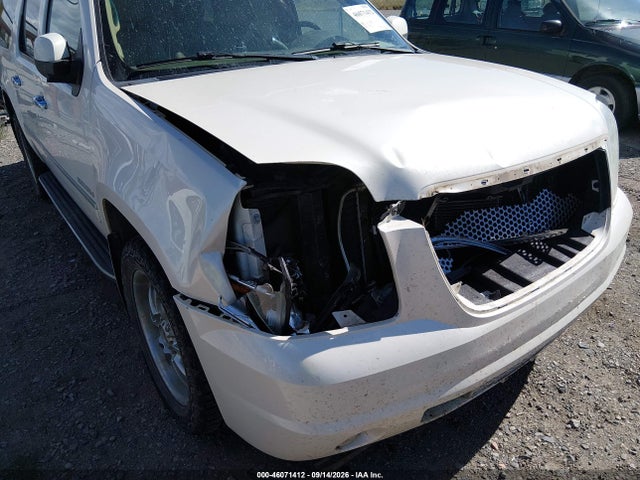 Продажа на аукционе авто 2014 Gmc Yukon Xl 1500 Denali, vin: 1GKS2MEF1ER136121, номер лота: 46071412