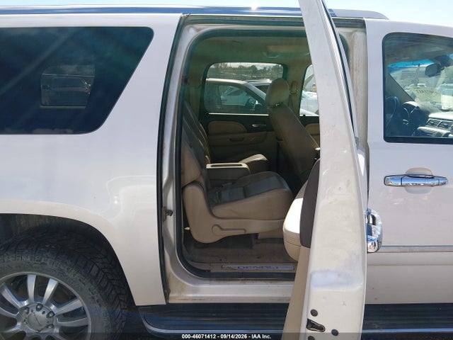 Продажа на аукционе авто 2014 Gmc Yukon Xl 1500 Denali, vin: 1GKS2MEF1ER136121, номер лота: 46071412