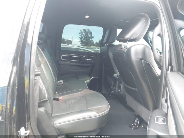 3C6UR5FL2NG371399 RAM 2500 Laramie 4x4 6&#039;4 Box