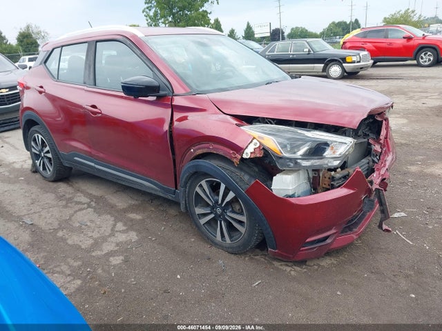 46071454 :رقم المزاد ، 3N1CP5DV1LL517944 vin ، 2020 Nissan Kicks Sr Xtronic Cvt مزاد بيع