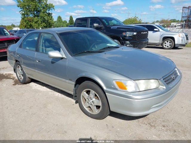 46071464 :رقم المزاد ، JT2BF22K110291474 vin ، 2001 Toyota Camry Le V6 مزاد بيع