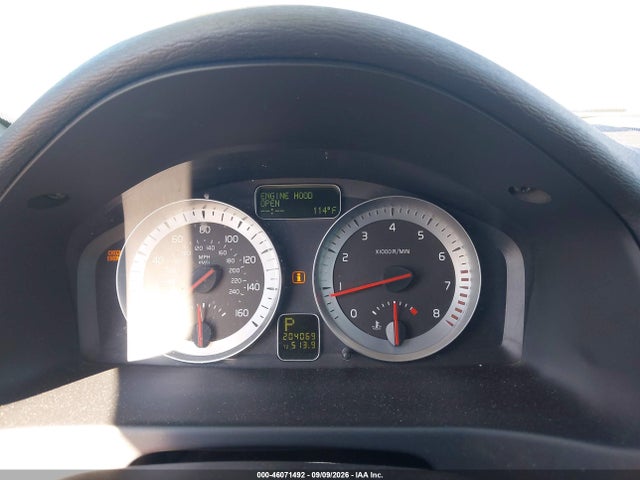 46071492 :رقم المزاد ، YV1672MC9CJ124539 vin ، 2012 Volvo C70 T5 مزاد بيع