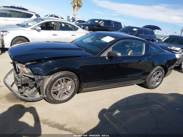 46071506 :رقم المزاد ، 1ZVBP8AM9C5252953 vin ، 2012 Ford Mustang V6 Premium مزاد بيع