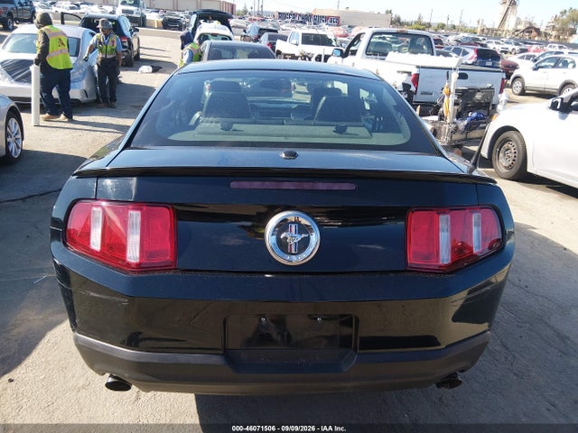 46071506 :رقم المزاد ، 1ZVBP8AM9C5252953 vin ، 2012 Ford Mustang V6 Premium مزاد بيع