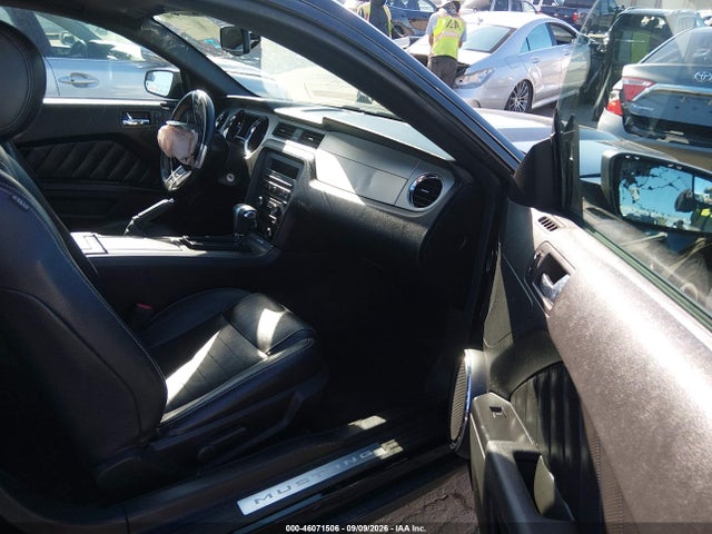 46071506 :رقم المزاد ، 1ZVBP8AM9C5252953 vin ، 2012 Ford Mustang V6 Premium مزاد بيع