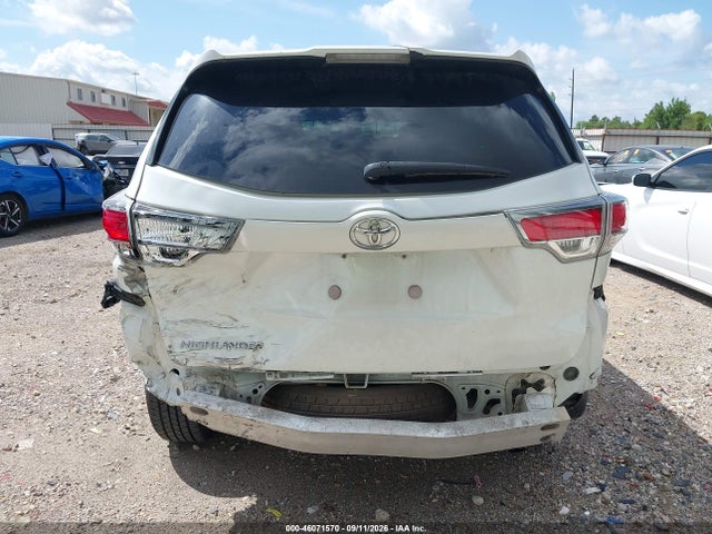 2016 Toyota Highlander Le V6 მანქანა იყიდება აუქციონზე, vin: 5TDZKRFH6GS124770, აუქციონის ნომერი: 46071570