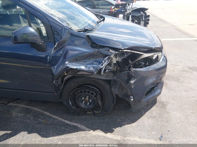 46071615 :رقم المزاد ، 3GNCJKSB3JL367216 vin ، 2018 Chevrolet Trax Ls مزاد بيع
