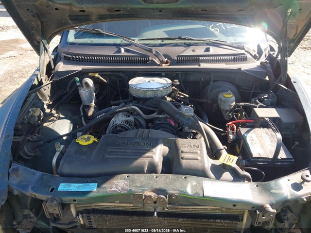 46071633 :رقم المزاد ، 1B7GL22X3YS572157 vin ، 2000 Dodge Dakota Slt/sport مزاد بيع
