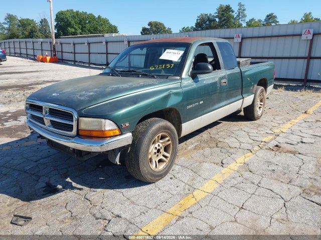 46071633 :رقم المزاد ، 1B7GL22X3YS572157 vin ، 2000 Dodge Dakota Slt/sport مزاد بيع
