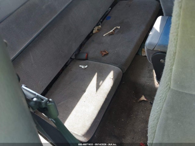 46071633 :رقم المزاد ، 1B7GL22X3YS572157 vin ، 2000 Dodge Dakota Slt/sport مزاد بيع