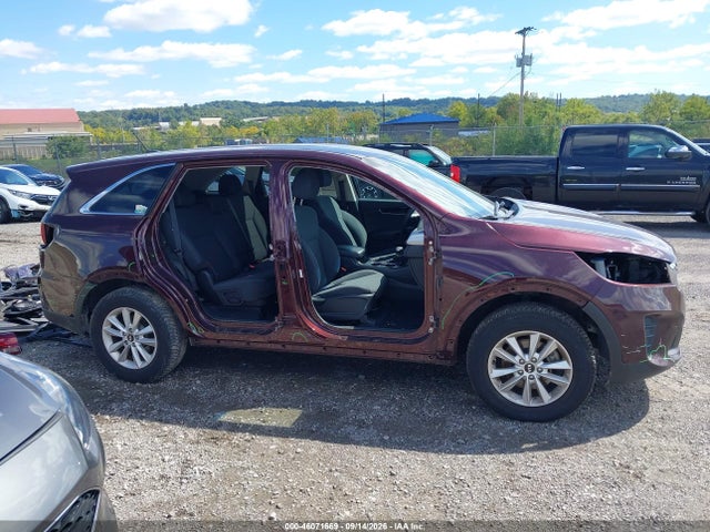 2019 Kia Sorento 2.4l Lx მანქანა იყიდება აუქციონზე, vin: 5XYPG4A37KG561142, აუქციონის ნომერი: 46071669