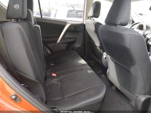2T3BFREV7FW241655 Toyota RAV4 LE