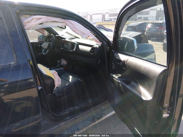 Продаж на аукціоні авто 2022 Toyota Tacoma Limited, vin: 3TMGZ5AN2NM508695, номер лоту: 46071680