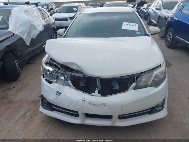 46071682 :رقم المزاد ، 4T1BF1FK9EU462610 vin ، 2014 Toyota Camry Se مزاد بيع