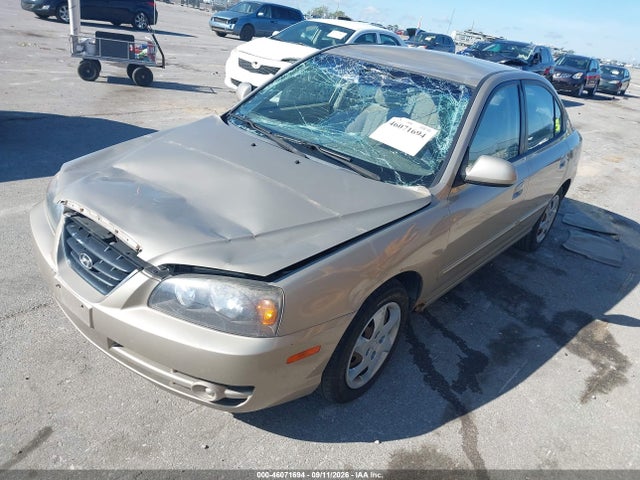 46071694 :رقم المزاد ، KMHDN46D75U052211 vin ، 2005 Hyundai Elantra Gls/gt مزاد بيع