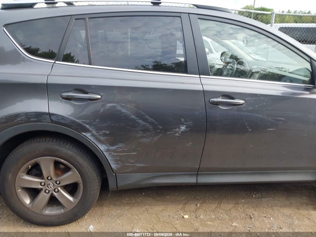 46071733 :رقم المزاد ، JTMRFREV8FJ034642 vin ، 2015 Toyota Rav4 Xle مزاد بيع