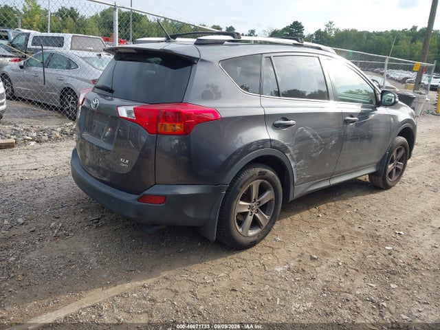 46071733 :رقم المزاد ، JTMRFREV8FJ034642 vin ، 2015 Toyota Rav4 Xle مزاد بيع