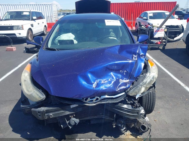 2013 Hyundai Elantra Gls მანქანა იყიდება აუქციონზე, vin: 5NPDH4AEXDH331639, აუქციონის ნომერი: 46071734