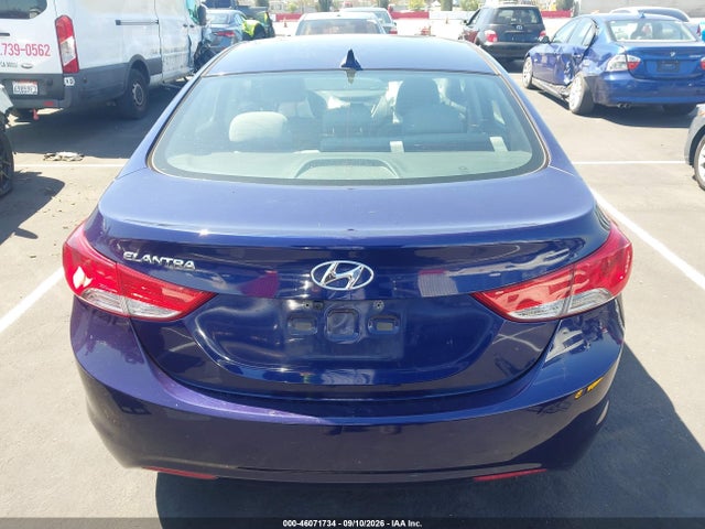 2013 Hyundai Elantra Gls მანქანა იყიდება აუქციონზე, vin: 5NPDH4AEXDH331639, აუქციონის ნომერი: 46071734