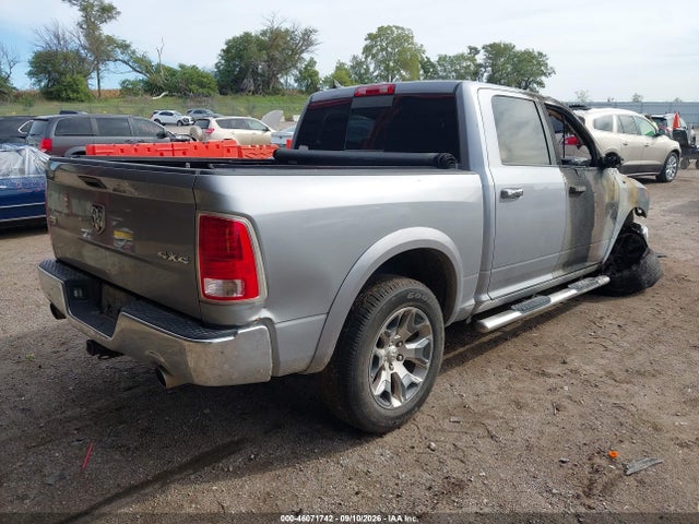 46071742 :رقم المزاد ، 1C6RR7NM4KS720448 vin ، 2019 Ram 1500 Classic Laramie  4x4 5'7 Box مزاد بيع