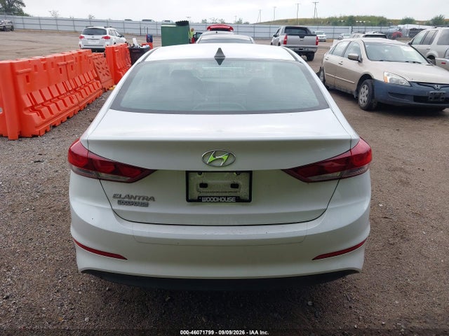 Hyundai Elantra Value Edition 2017 5NPD84LFXHH146762 Image 17