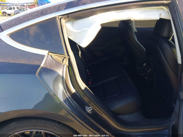 Tesla Model 3 Long Range/performance 2018 5YJ3E1EB7JF068815 Image 8