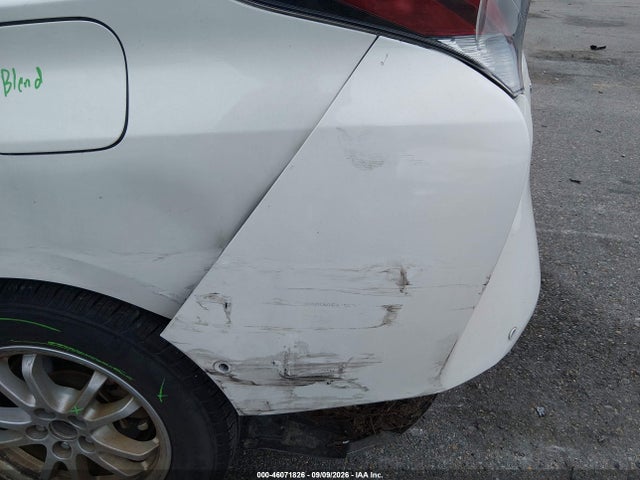 JTDKBRFU4H3043641 Toyota Prius Two