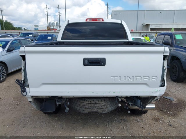 Продаж на аукціоні авто 2017 Toyota Tundra Limited 5.7l V8, vin: 5TFFW5F13HX220953, номер лоту: 46071848