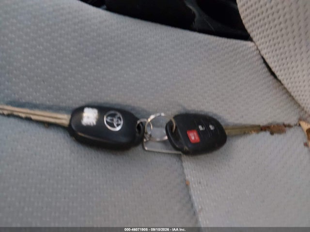 2012 Toyota Prius C One მანქანა იყიდება აუქციონზე, vin: JTDKDTB35C1510560, აუქციონის ნომერი: 46071905