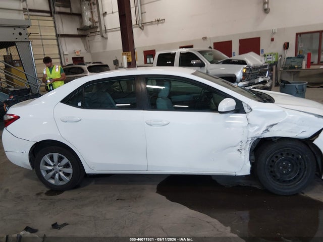 Toyota COROLLA LE 2016 5YFBURHE0GP458557 Image 13