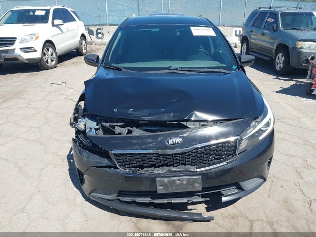 Продажа на аукционе авто 2017 Kia Forte Lx, vin: 3KPFL4A7XHE090152, номер лота: 46071948