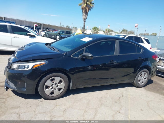 Продажа на аукционе авто 2017 Kia Forte Lx, vin: 3KPFL4A7XHE090152, номер лота: 46071948