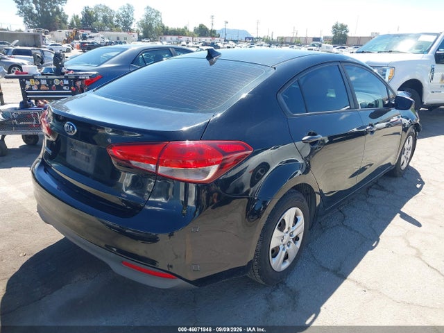 Продажа на аукционе авто 2017 Kia Forte Lx, vin: 3KPFL4A7XHE090152, номер лота: 46071948