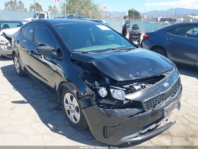 Продажа на аукционе авто 2017 Kia Forte Lx, vin: 3KPFL4A7XHE090152, номер лота: 46071948