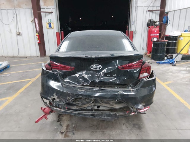 Hyundai ELANTRA SE 2019 KMHD74LF3KU843220 Image 16