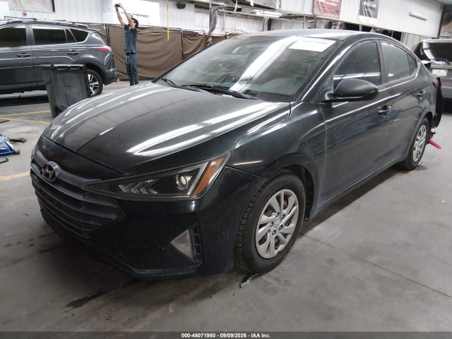 Hyundai ELANTRA SE 2019 KMHD74LF3KU843220 Image 2