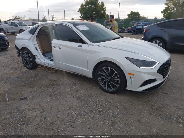 2020 Hyundai Sonata Limited მანქანა იყიდება აუქციონზე, vin: 5NPEH4J25LH056528, აუქციონის ნომერი: 46072011