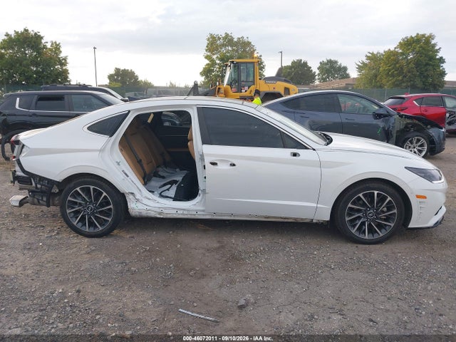 Продажа на аукционе авто 2020 Hyundai Sonata Limited, vin: 5NPEH4J25LH056528, номер лота: 46072011